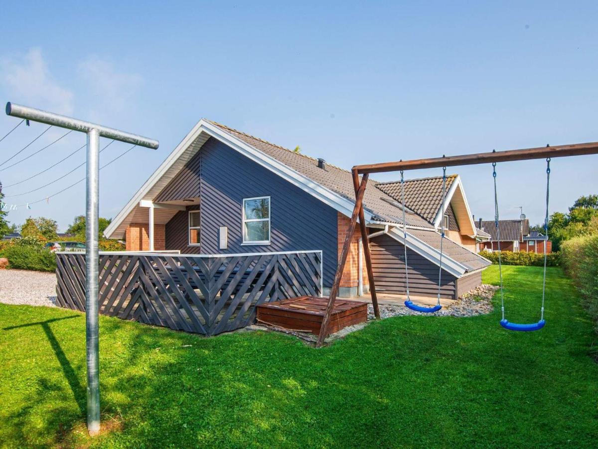 10 Person Holiday Home In Juelsminde Sonderby (Midtjylland) Exterior foto