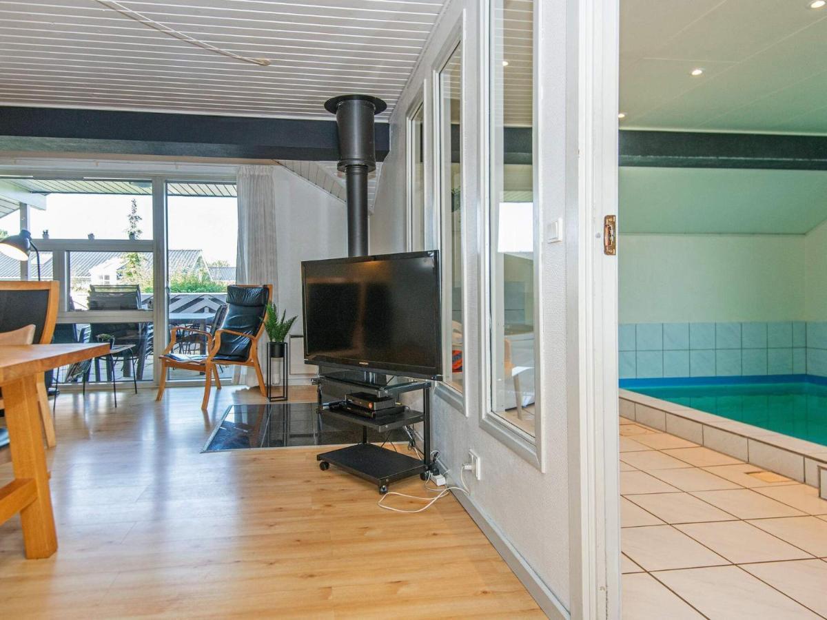 10 Person Holiday Home In Juelsminde Sonderby (Midtjylland) Exterior foto
